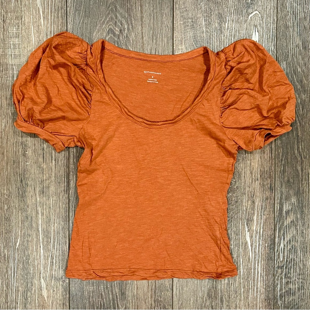 🦋 Anthropologie Puff Sleeve Top, Brown, small
